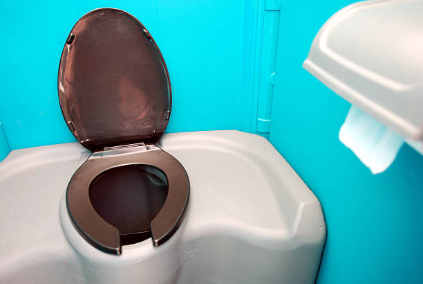 Best Wedding porta potty rental  in Hewlett, NY