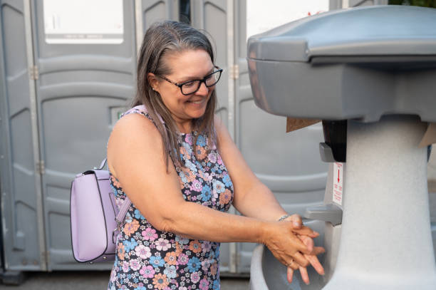 Best Portable restroom trailer rental  in Hewlett, NY